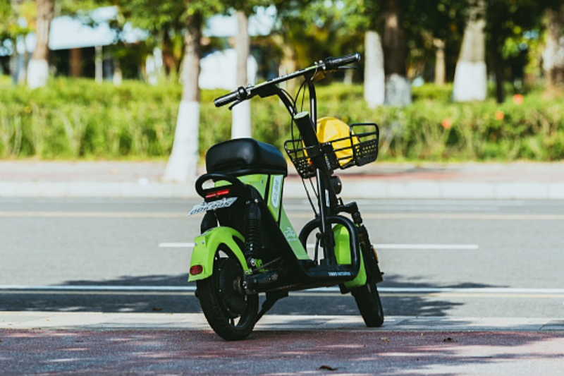 电动自行车